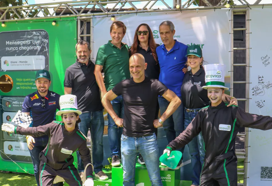 Velocidade na pista, consciência na rodovia: Ecovias reforça mensagem de segurança durante etapa da Stock Car em Curvelo